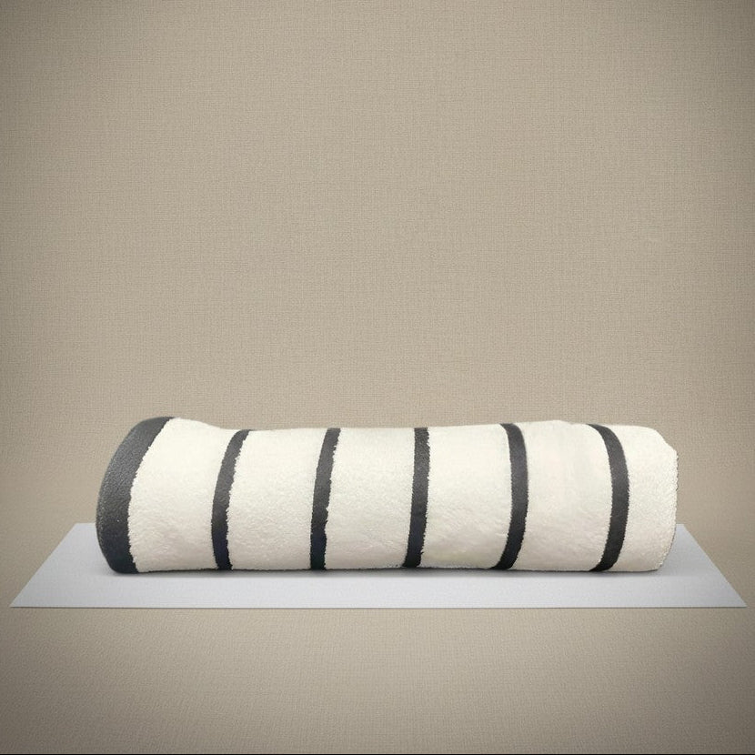 GPH Collection Horizontal Stripes Pool Towels - James’s Hot Deals & FindsGPH Collection Horizontal Stripes Pool TowelsPool TowelsRifz Textiles IncJames’s Hot Deals & FindsPool TowelsCharcoal StripesGPH Collection Horizontal Stripes Pool Towels